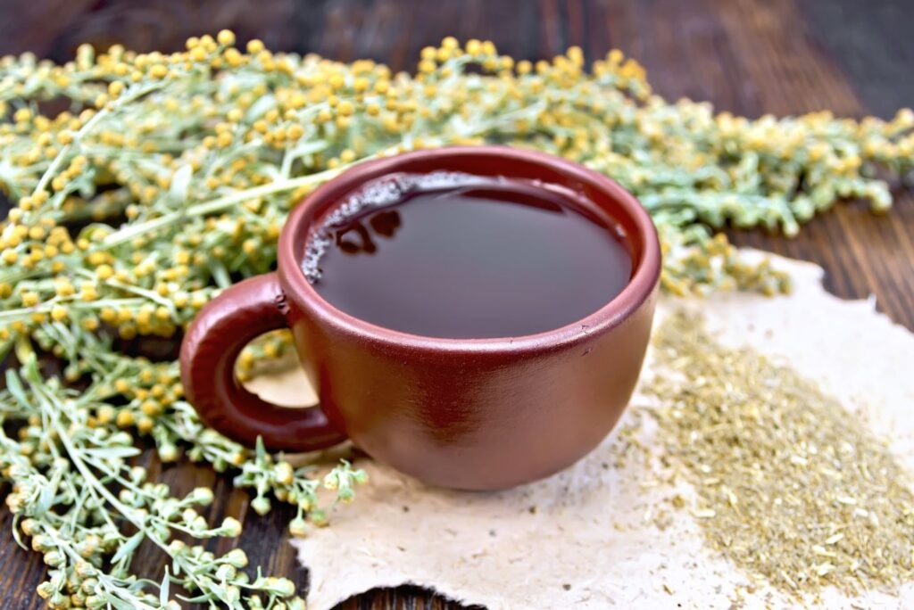 Wormwood Tea - Natural Remedies for Hives - MyNaturalTreatment.com