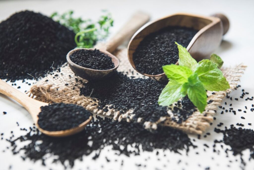 6 Effective Ancient Arab Home Remedies and How to Use Them - Black Cumin Seeds