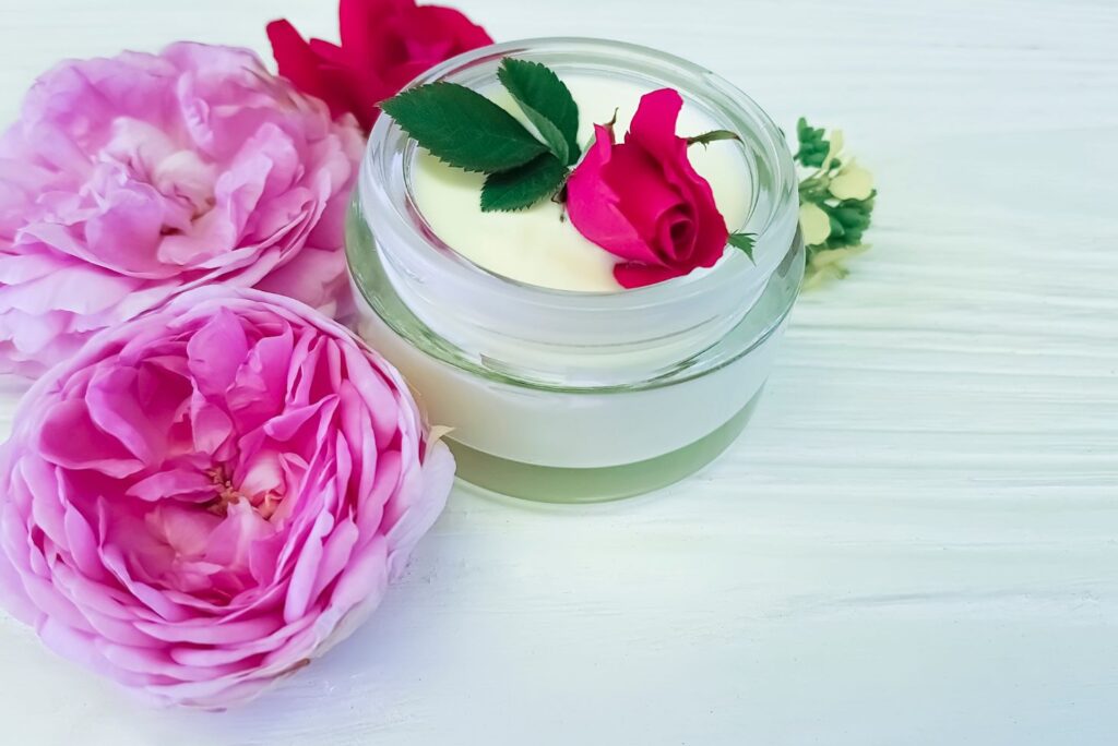 How to Make Rose Cream - How to Make Rose Oil at Home & Use It for Health and Beauty - NaturalTreatment.com