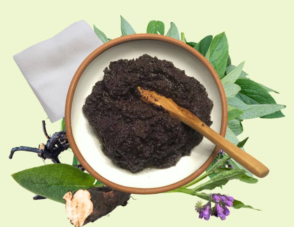 How to Make Comfrey Root Poultice for Sprains - Comfrey Root Poultice Uses - MyNaturalTreatment.com