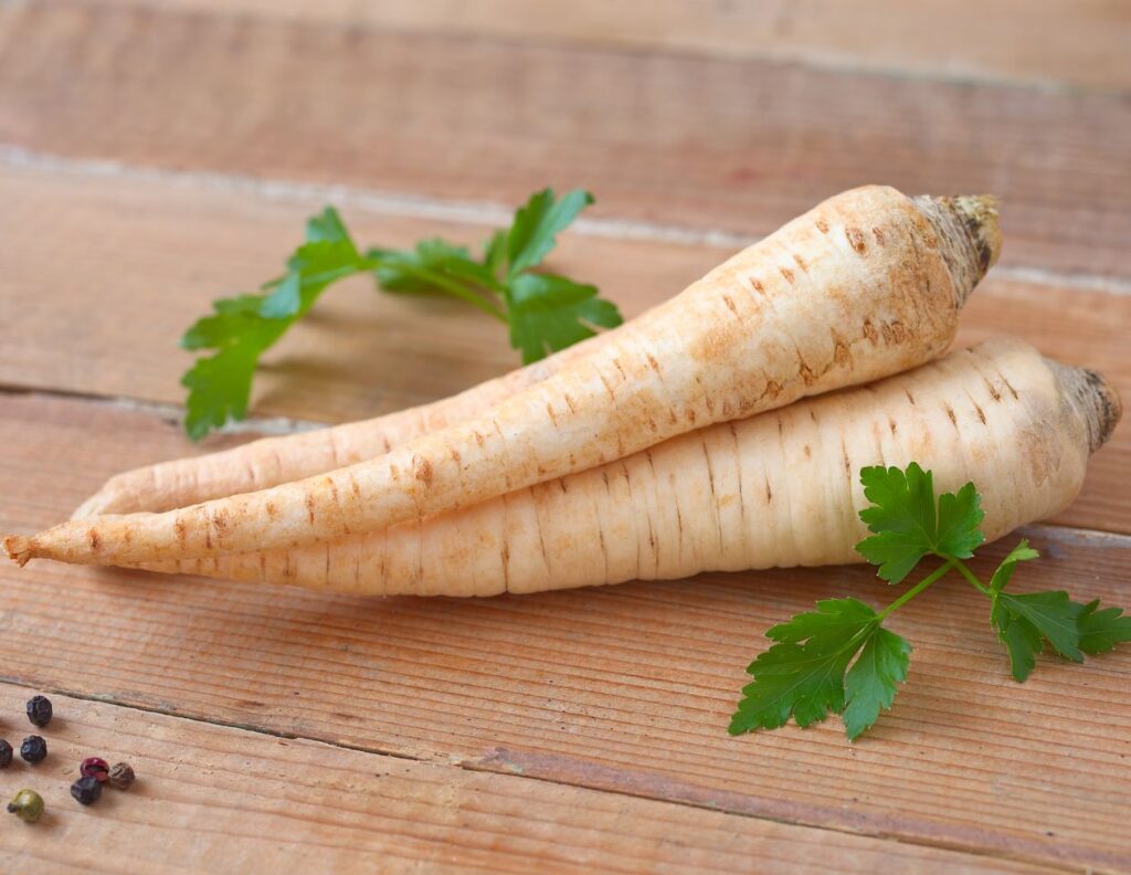How to Use Steamed Parsley Root for Breast Problems - MyNaturalTreatment.com