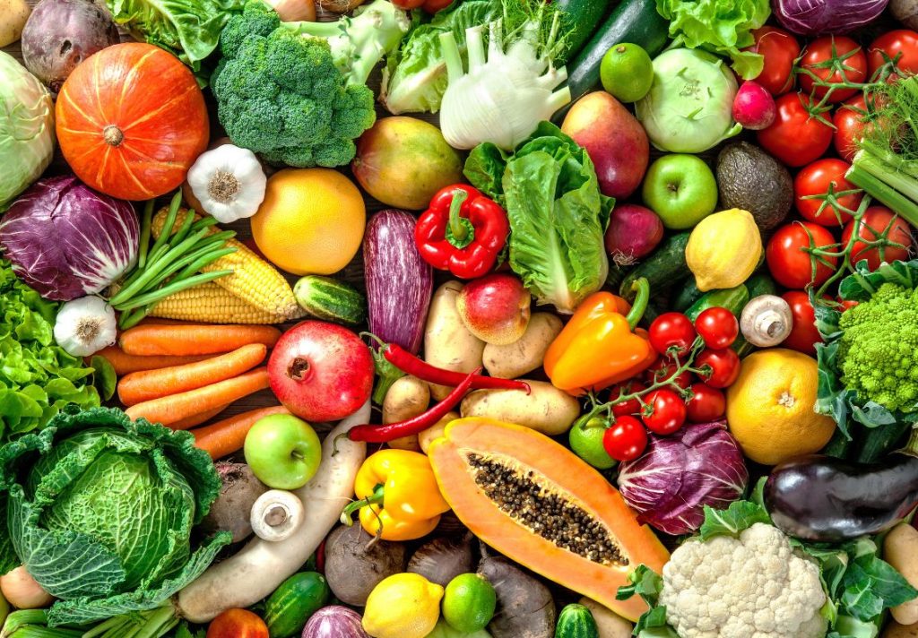 10 Raw Vegetables with Incredible Health Benefits and How to Eat Them 3 10 Raw Vegetables with Incredible Health Benefits and How to Eat Them - Health Benefits of Raw Vegetables MyNaturalTreatment.com