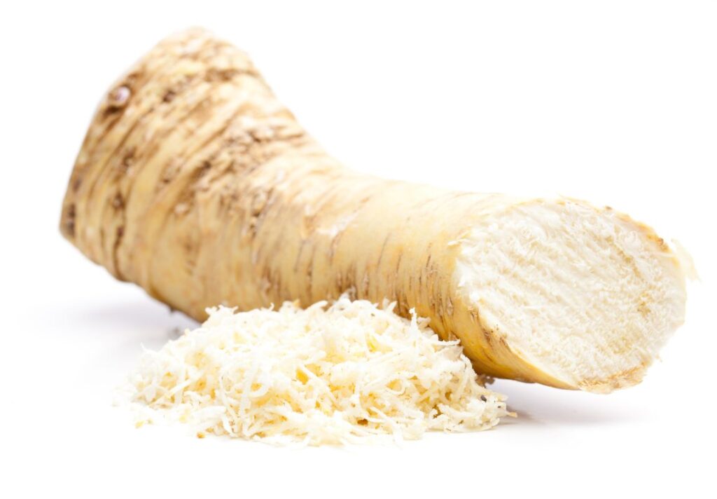 6 Home Remedies with Horseradish for The Cold Season 3 6 Home Remedies with Horseradish for The Cold Season - MyNaturalTreatment